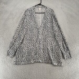 Chicos Zenergy Cardigan Womens 3/16/18 Gray Leopard Animal‎ Print Knit Sweater
